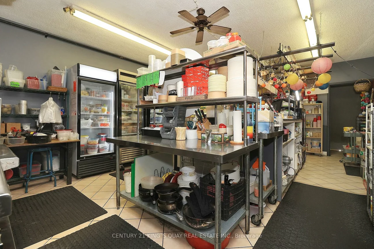 748, Wilson, Downsview-Roding-CFB, Toronto