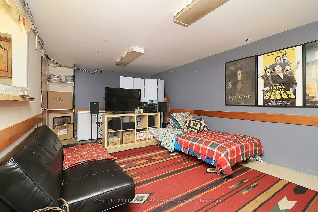 748, Wilson, Downsview-Roding-CFB, Toronto