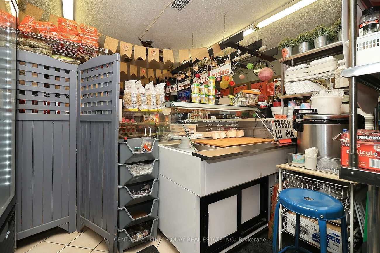 748, Wilson, Downsview-Roding-CFB, Toronto