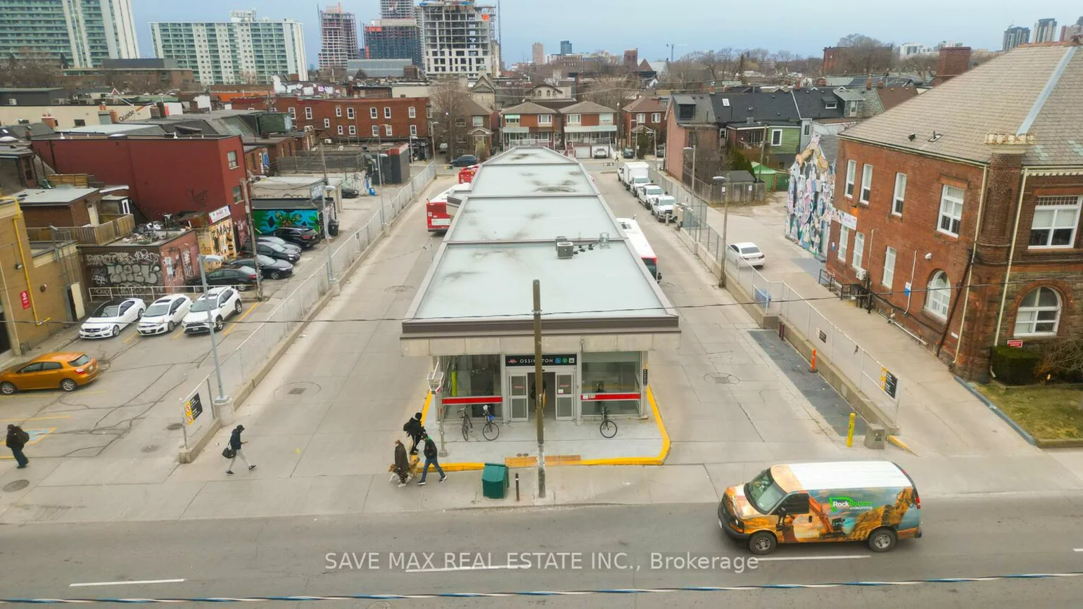 886, Bloor, Dovercourt-Wallace Emerson-Junction, Toronto