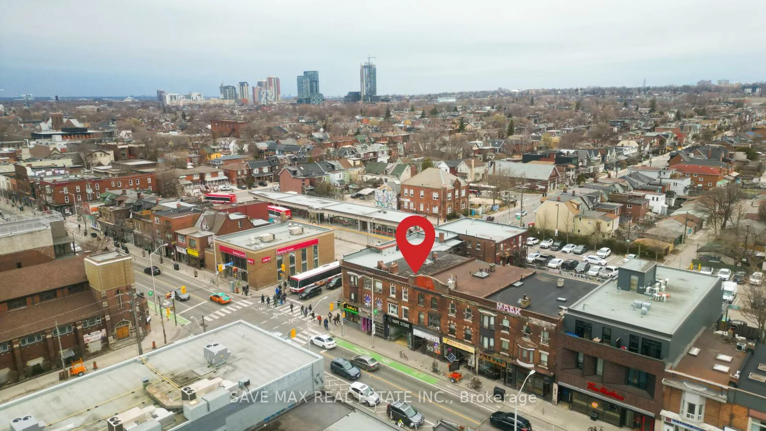 886, Bloor, Dovercourt-Wallace Emerson-Junction, Toronto