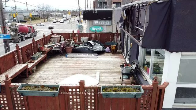 448, Browns, Alderwood, Toronto