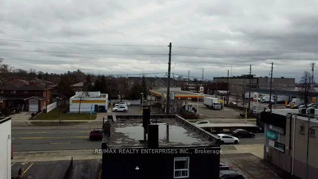 448, Browns, Alderwood, Toronto