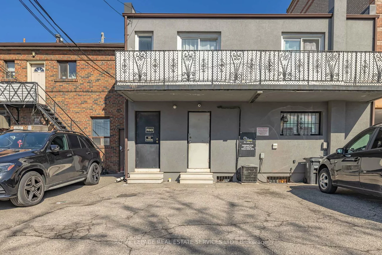 727, The Queensway, Stonegate-Queensway, Toronto