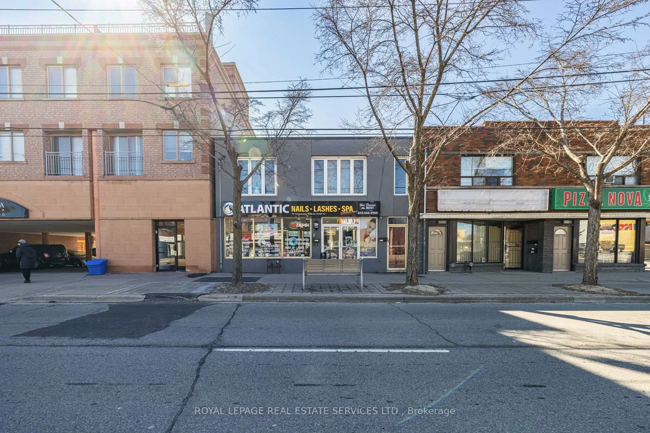 727, The Queensway, Stonegate-Queensway, Toronto