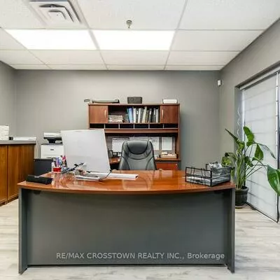 12, Steinway, West Humber-Clairville, Toronto
