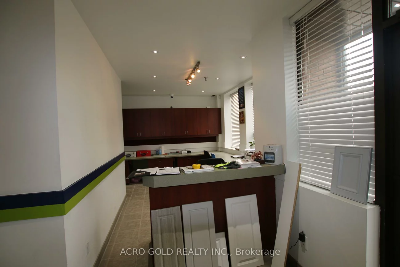 11, Goodmark, West Humber-Clairville, Toronto