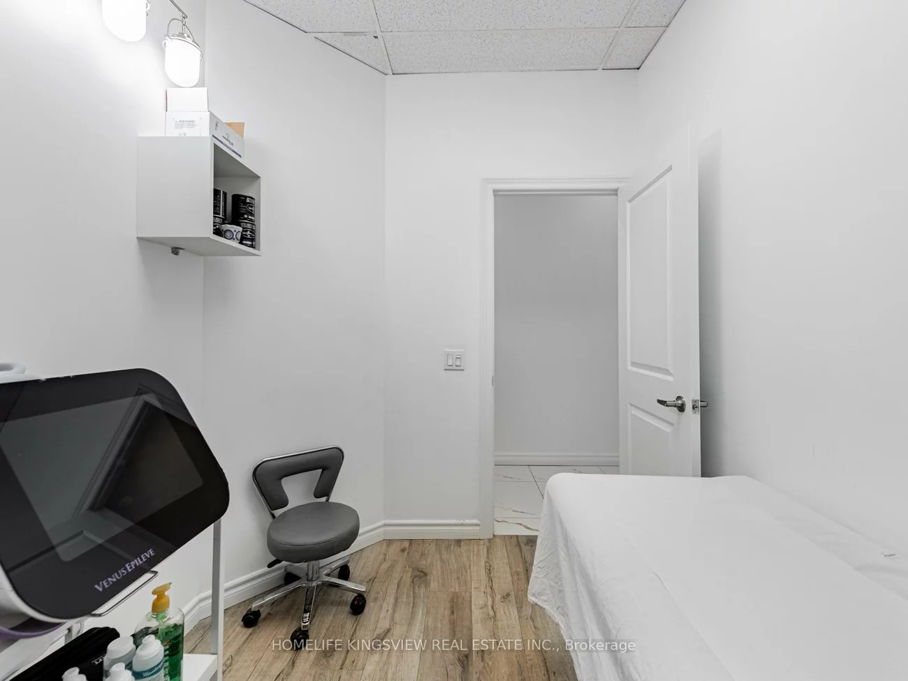2965, Islington, Humber Summit, Toronto