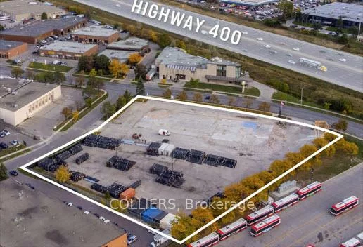 720, Arrow, Humbermede, Toronto