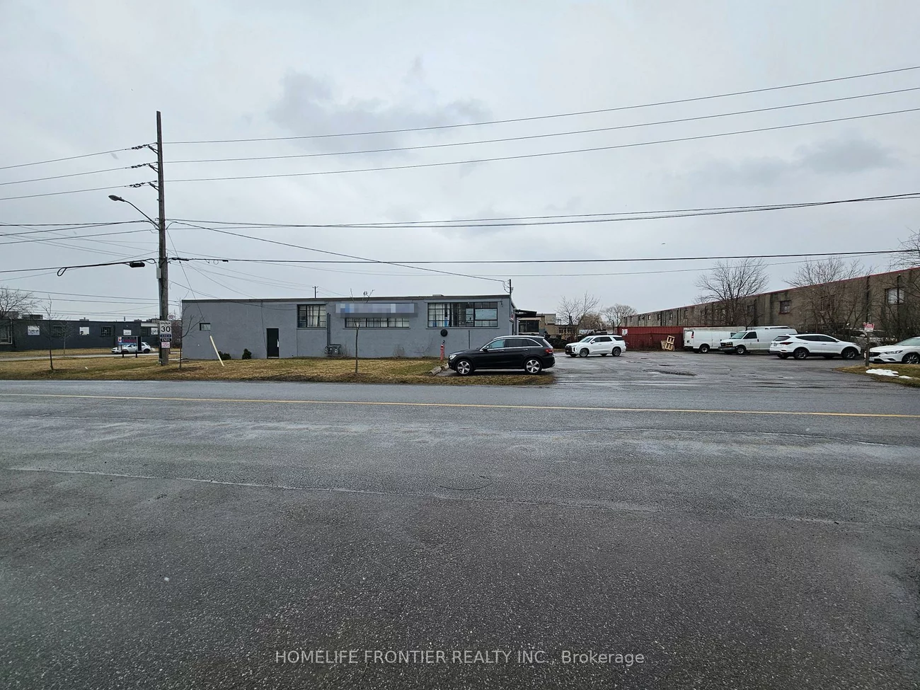 13, Racine, West Humber-Clairville, Toronto