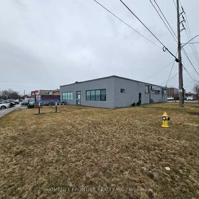 13, Racine, West Humber-Clairville, Toronto