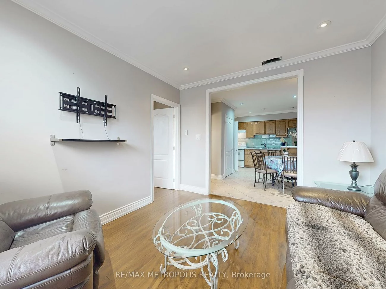 48, Hyde, Keelesdale-Eglinton West, Toronto