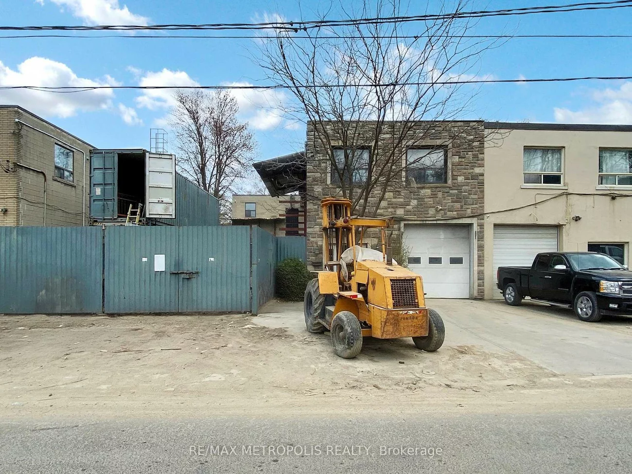 48, Hyde, Keelesdale-Eglinton West, Toronto