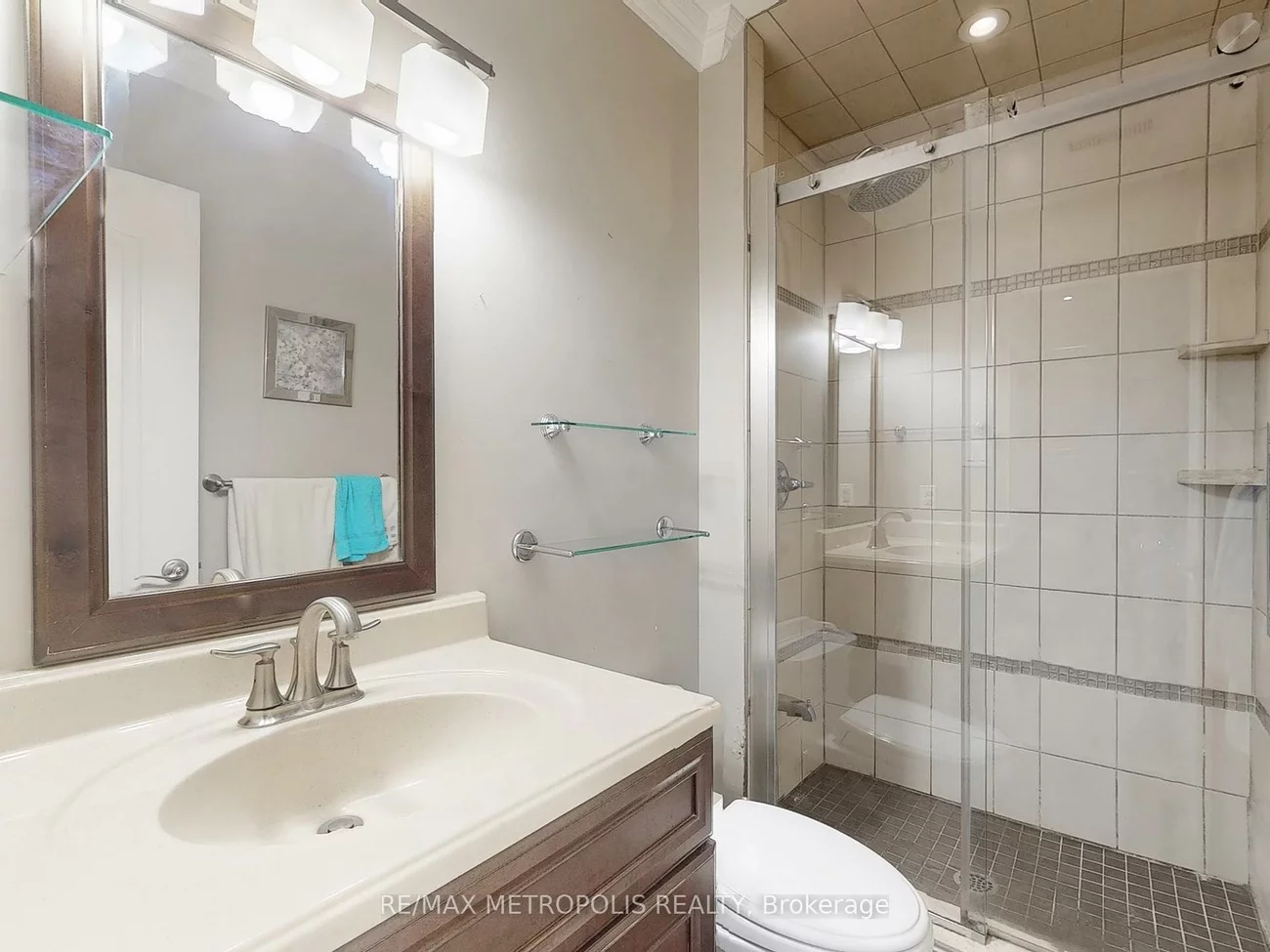 48, Hyde, Keelesdale-Eglinton West, Toronto