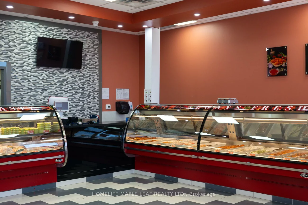 21, Rexdale, Etobicoke West Mall, Toronto
