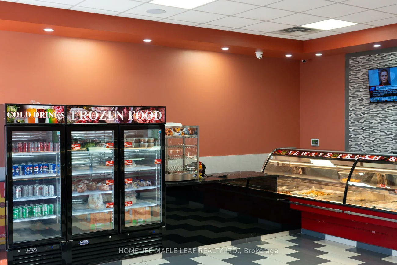 21, Rexdale, Etobicoke West Mall, Toronto