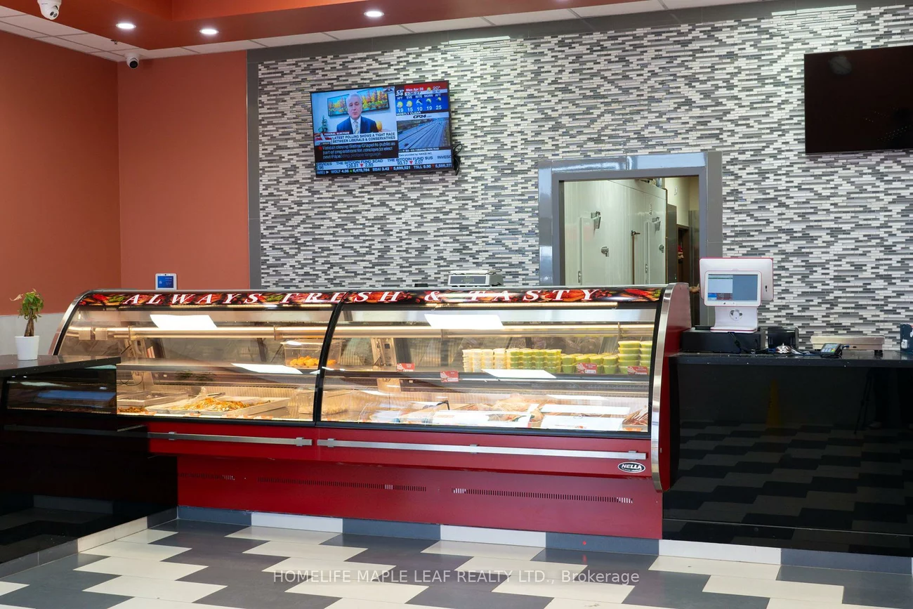 21, Rexdale, Etobicoke West Mall, Toronto
