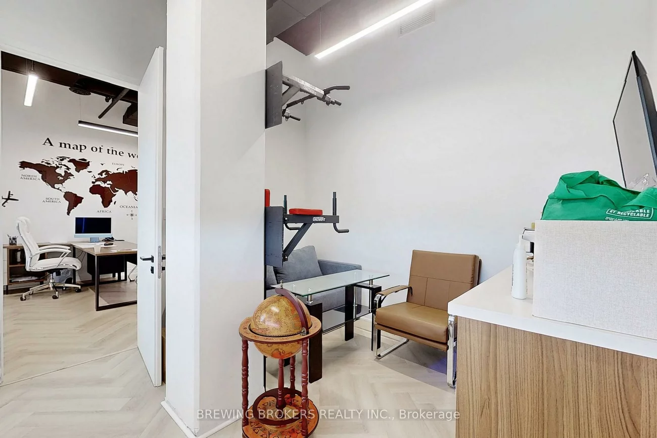 1275, Finch, York University Heights, Toronto