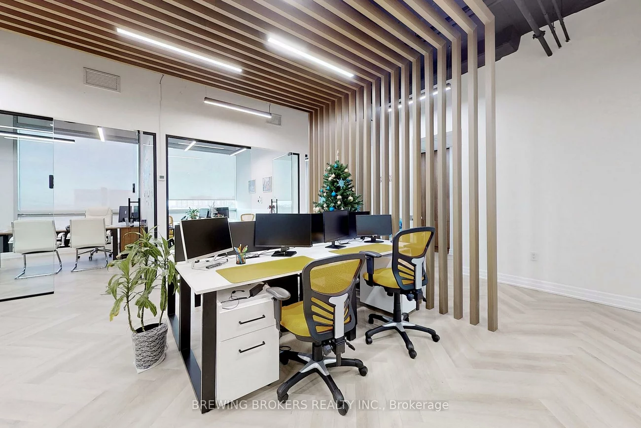 1275, Finch, York University Heights, Toronto