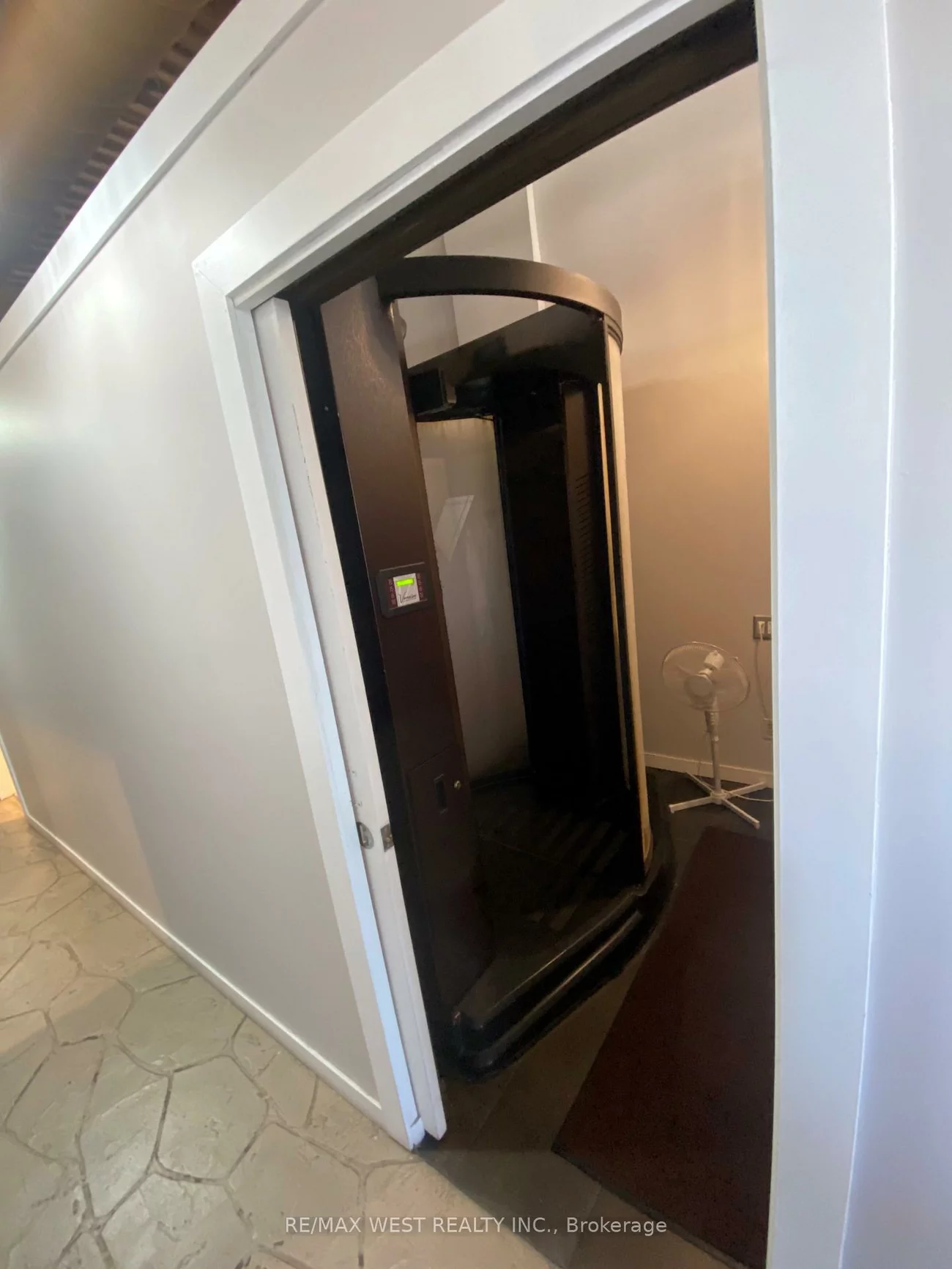 3129, Dufferin, Yorkdale-Glen Park, Toronto