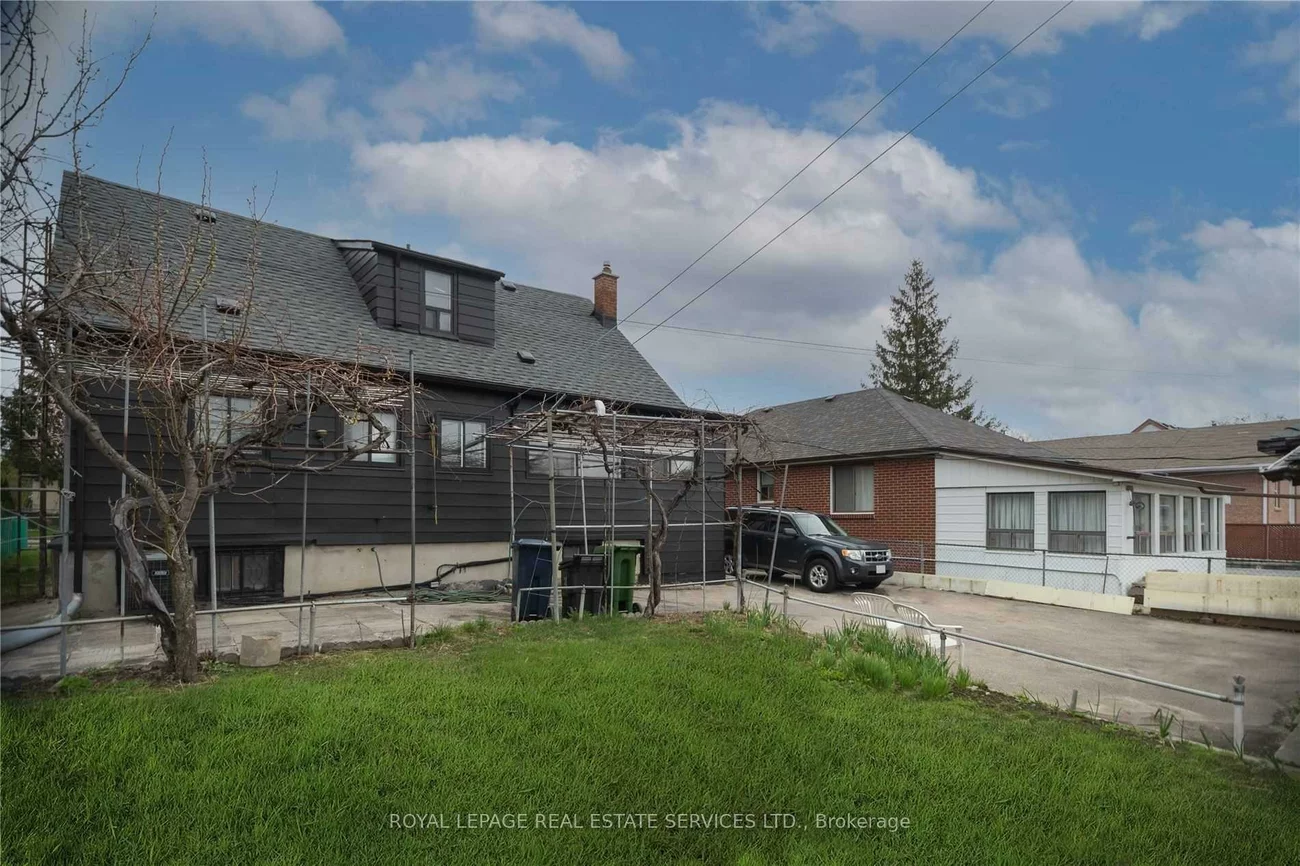 1010, Caledonia, Yorkdale-Glen Park, Toronto