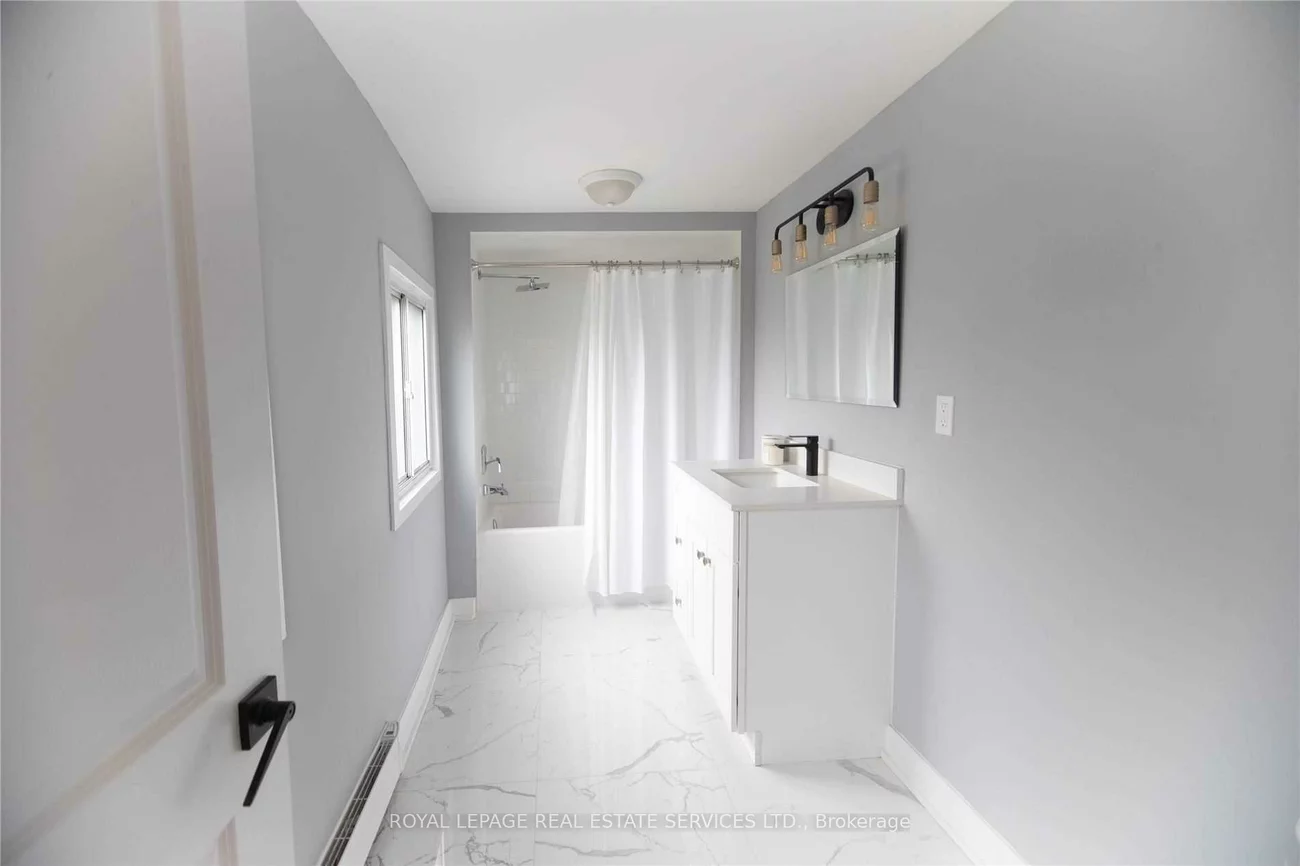 1010, Caledonia, Yorkdale-Glen Park, Toronto