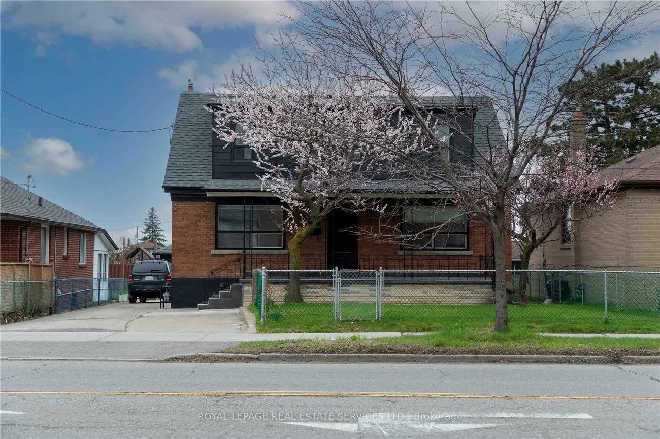1010, Caledonia, Yorkdale-Glen Park, Toronto