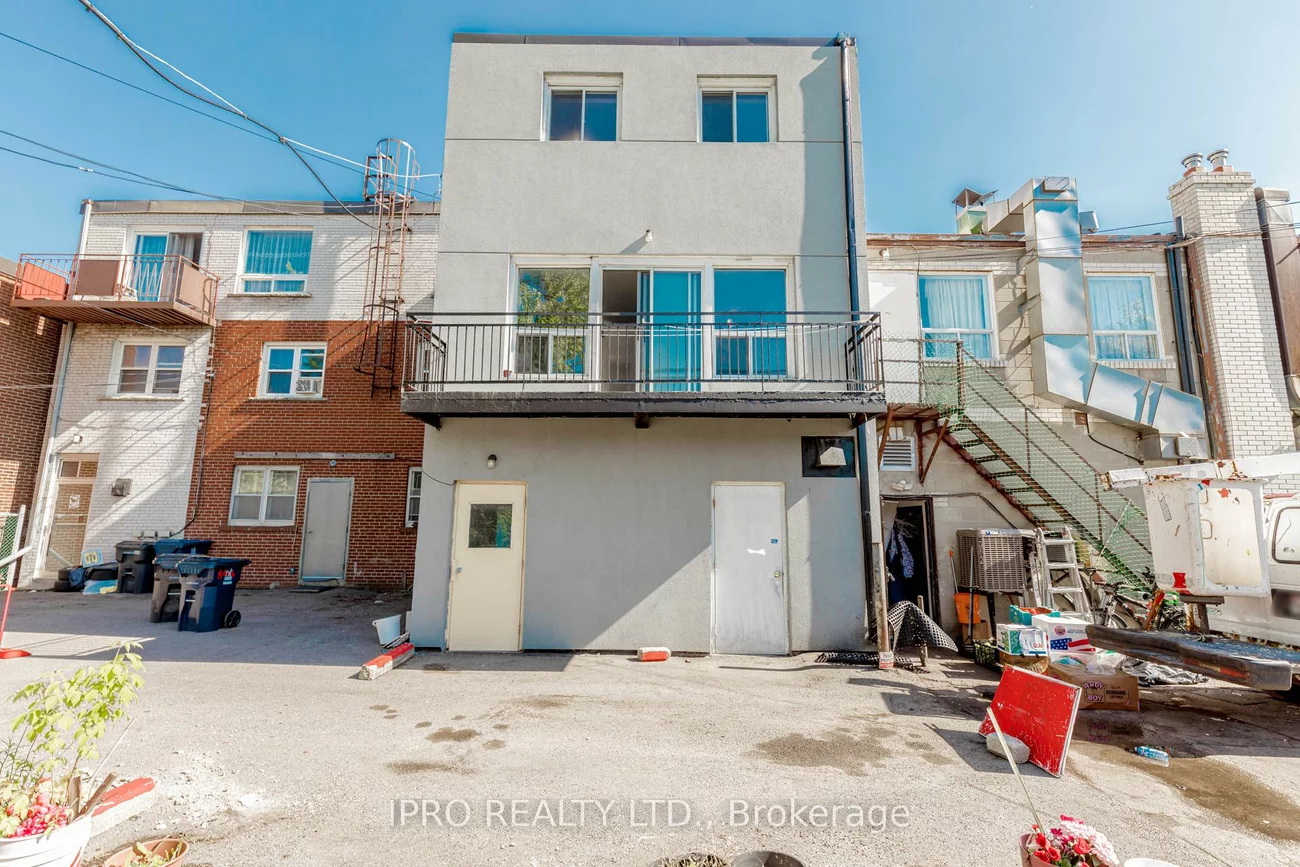 846, Wilson, Downsview-Roding-CFB, Toronto