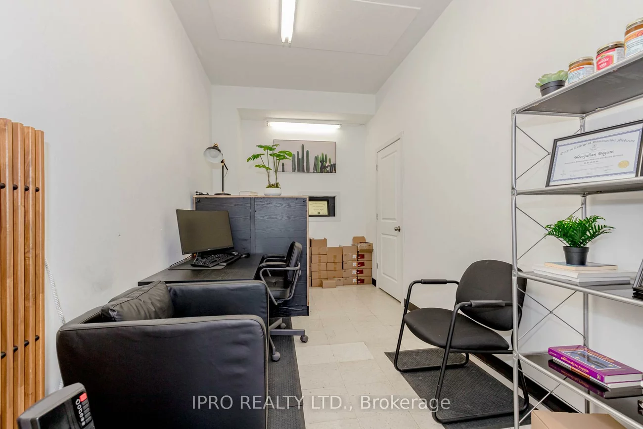 846, Wilson, Downsview-Roding-CFB, Toronto