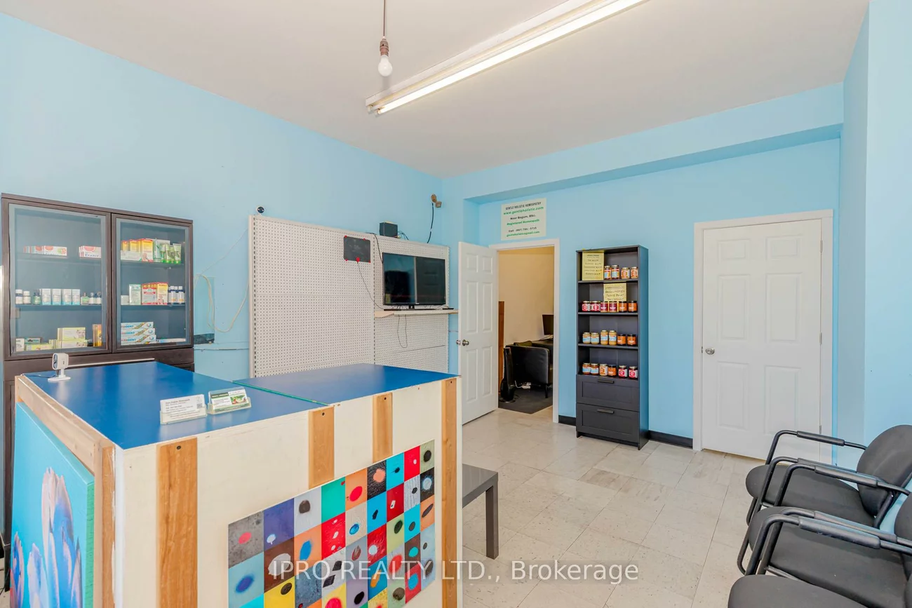 846, Wilson, Downsview-Roding-CFB, Toronto