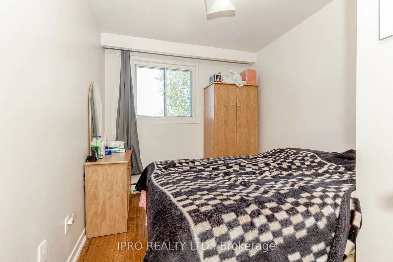 846, Wilson, Downsview-Roding-CFB, Toronto