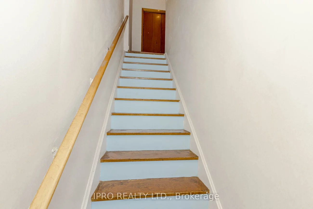 846, Wilson, Downsview-Roding-CFB, Toronto
