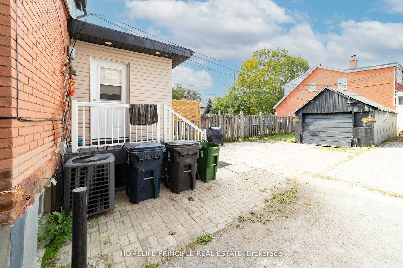 1608, WESTON, Weston, Toronto