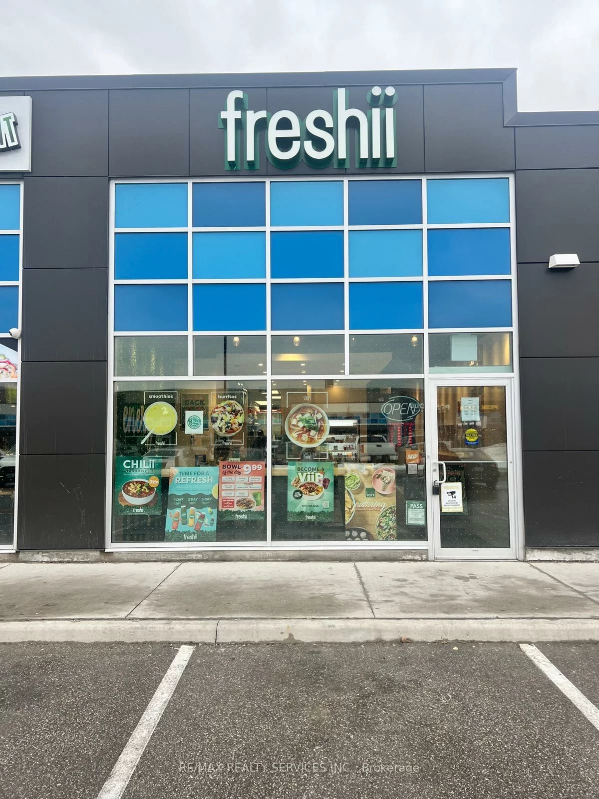 2277, Sheppard, Humberlea-Pelmo Park W5, Toronto