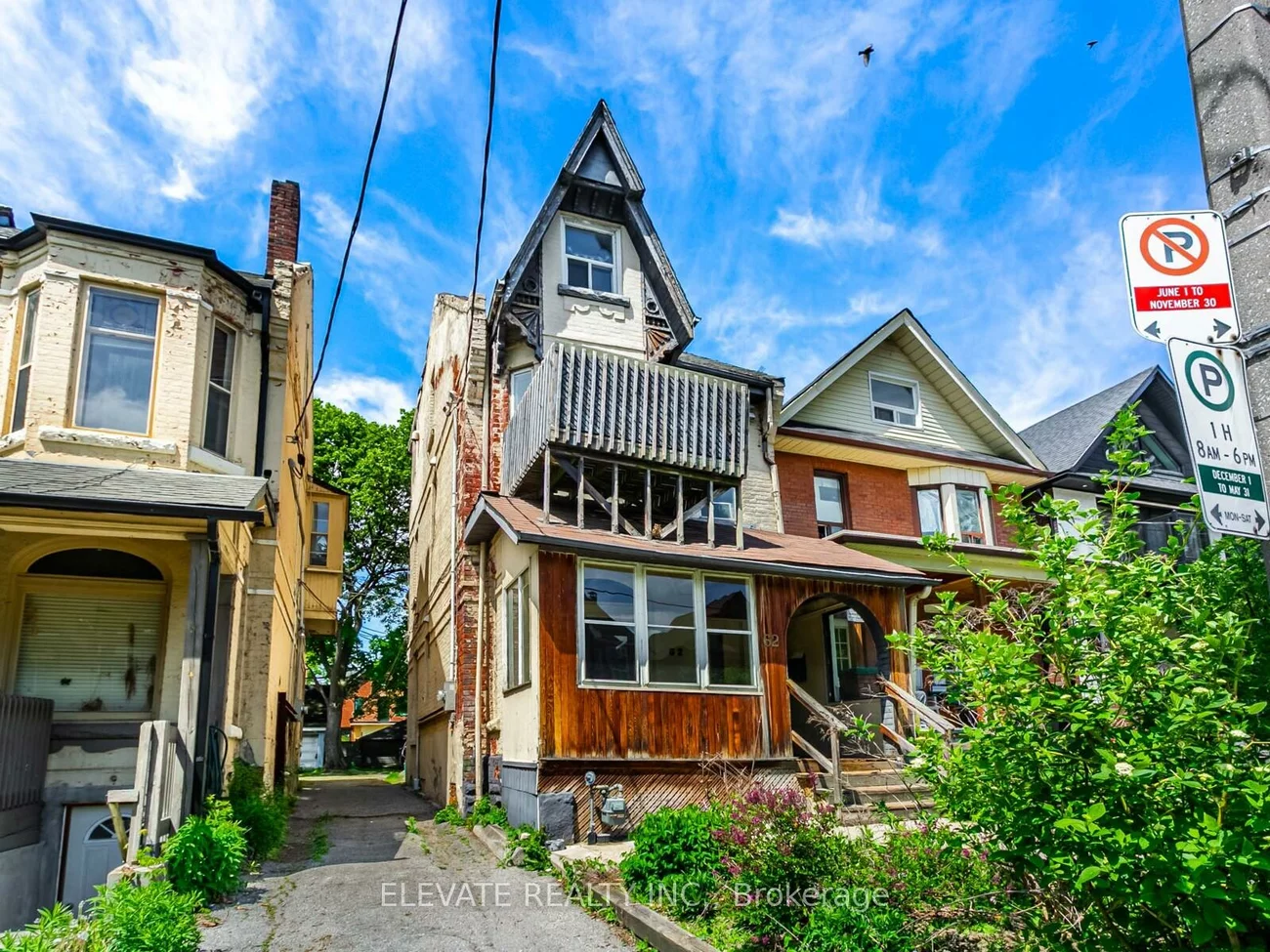62, Harvard, Roncesvalles, Toronto