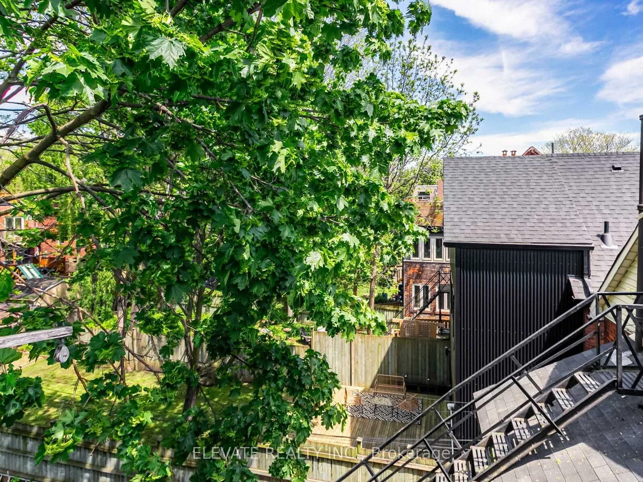 62, Harvard, Roncesvalles, Toronto