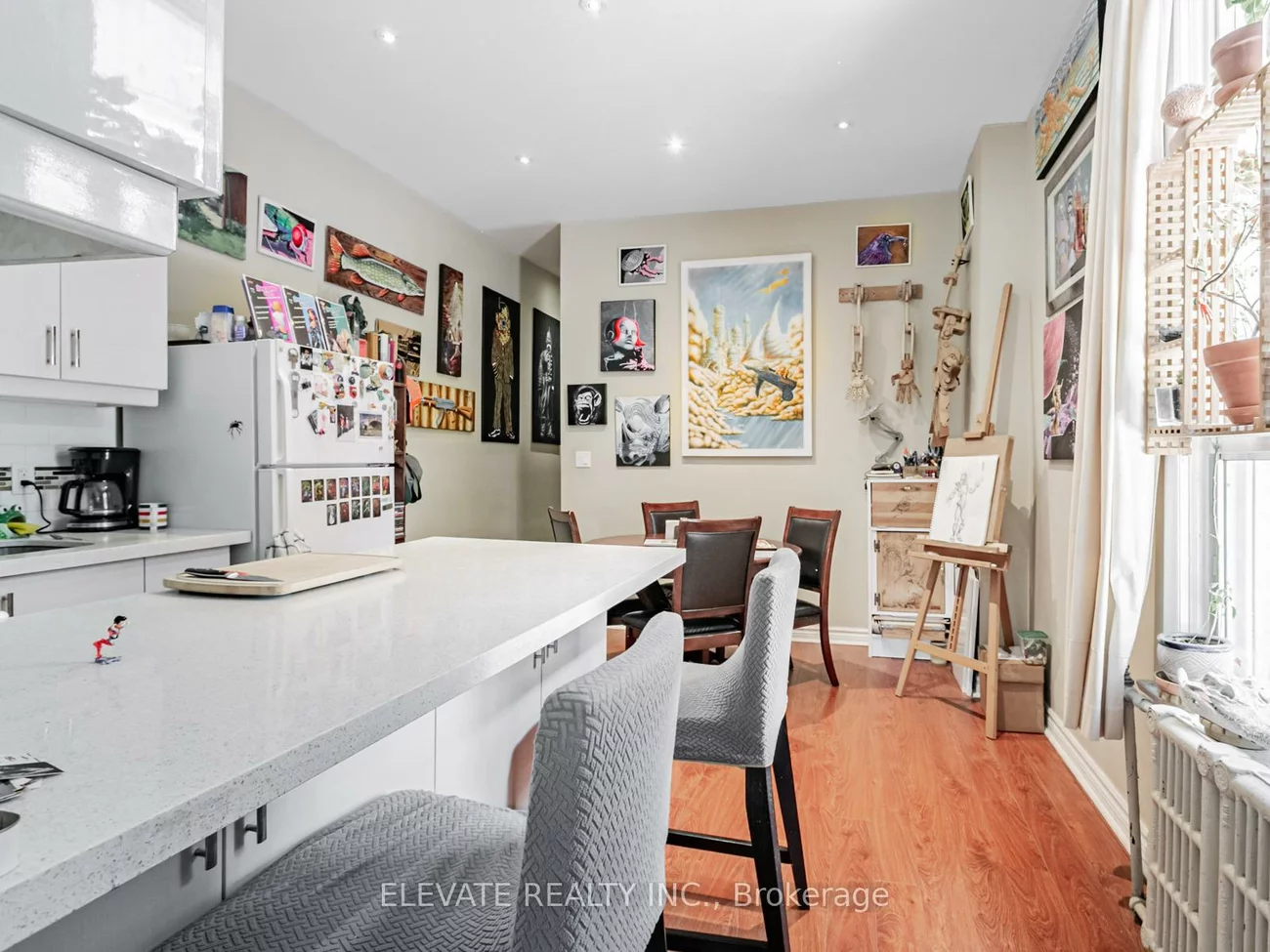 62, Harvard, Roncesvalles, Toronto