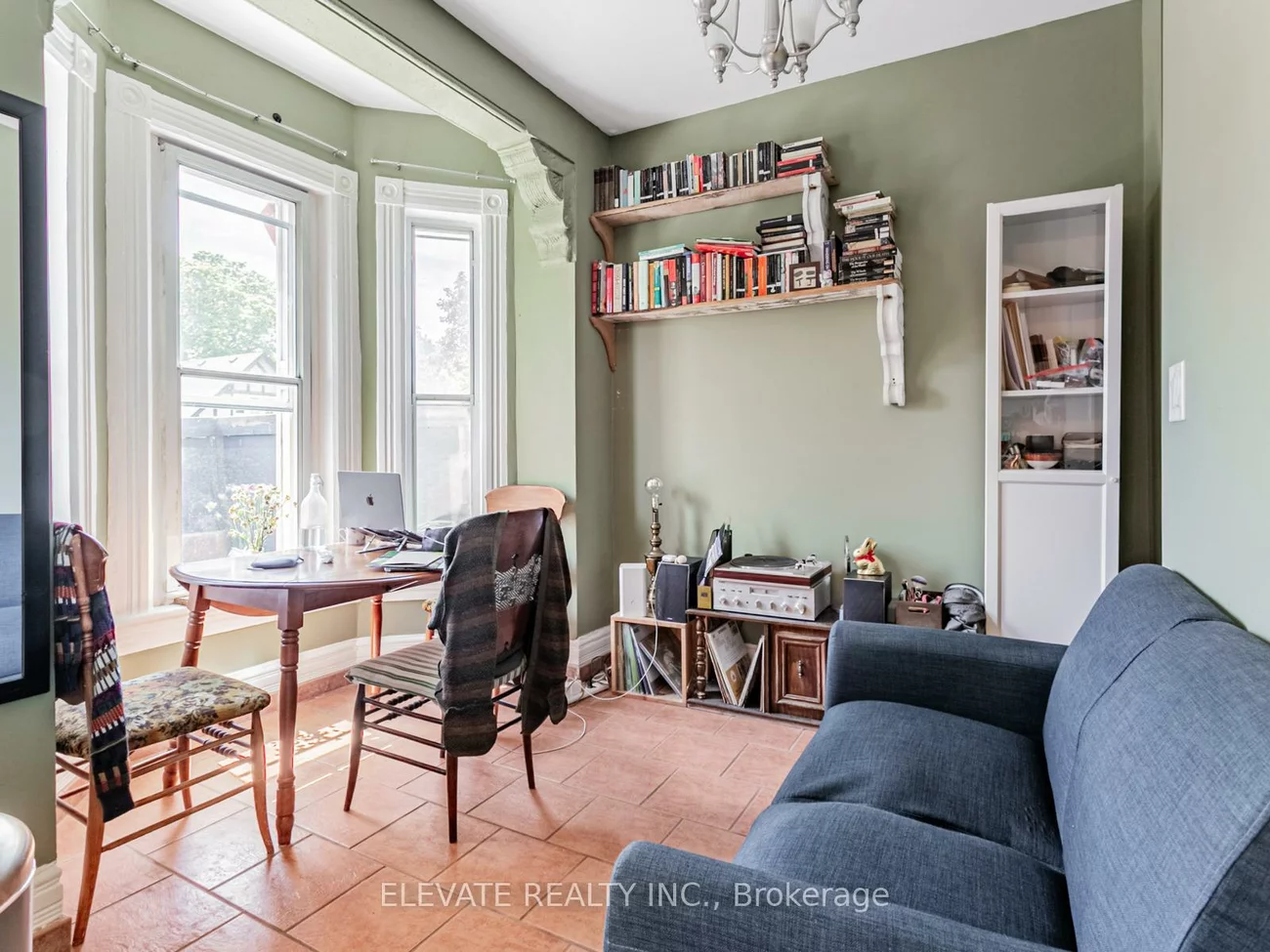 62, Harvard, Roncesvalles, Toronto