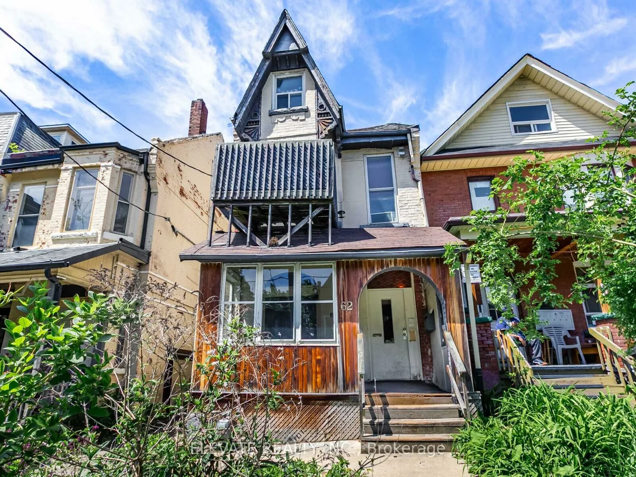62, Harvard, Roncesvalles, Toronto
