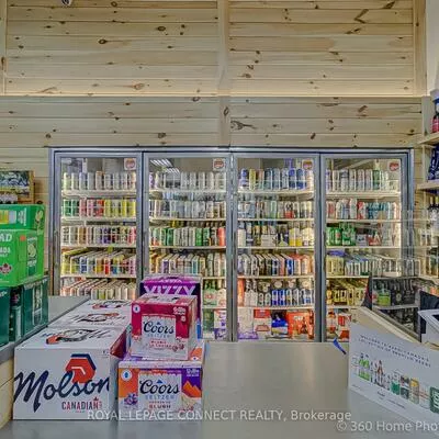 1012, Wilson, Downsview-Roding-CFB, Toronto