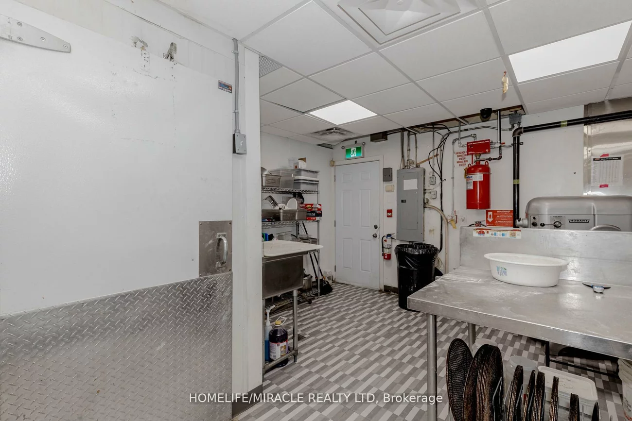 3005, Islington, Humber Summit, Toronto