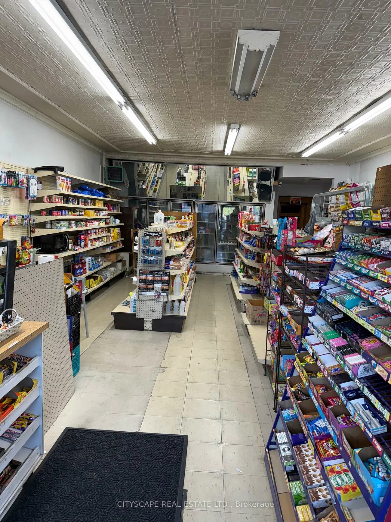 54, Evans, Mimico, Toronto