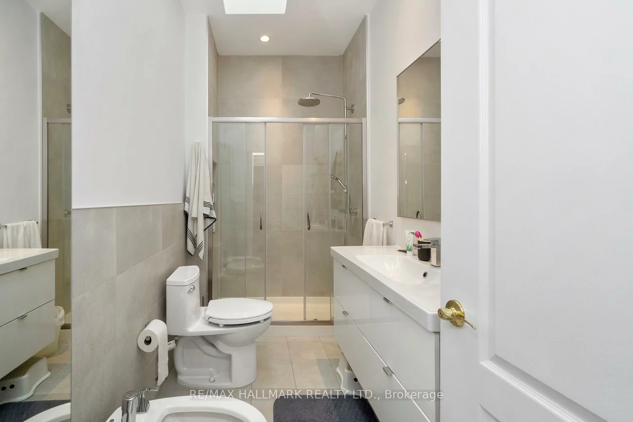 3631, Dundas, Runnymede-Bloor West Village, Toronto