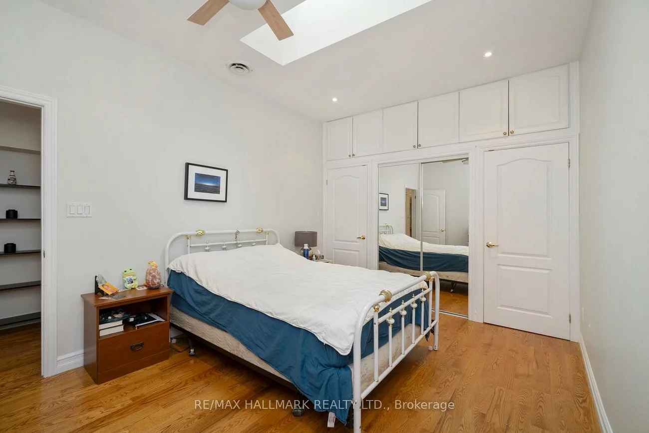 3631, Dundas, Runnymede-Bloor West Village, Toronto