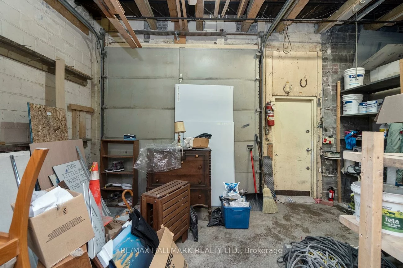 3631, Dundas, Runnymede-Bloor West Village, Toronto