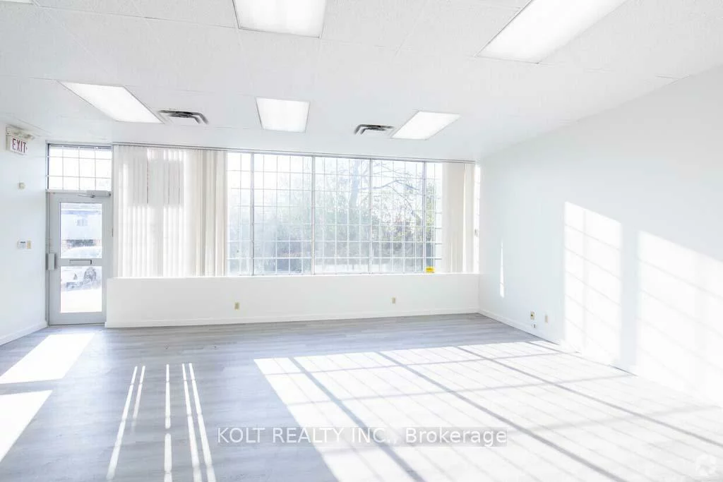 1040, Martin Grove, West Humber-Clairville, Toronto