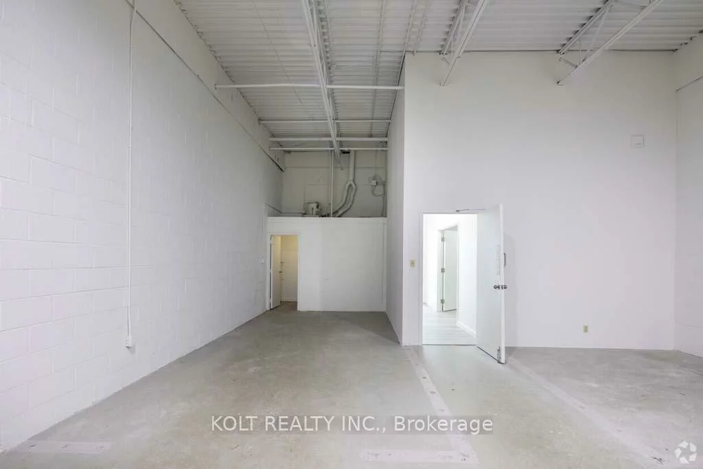 1040, Martin Grove, West Humber-Clairville, Toronto