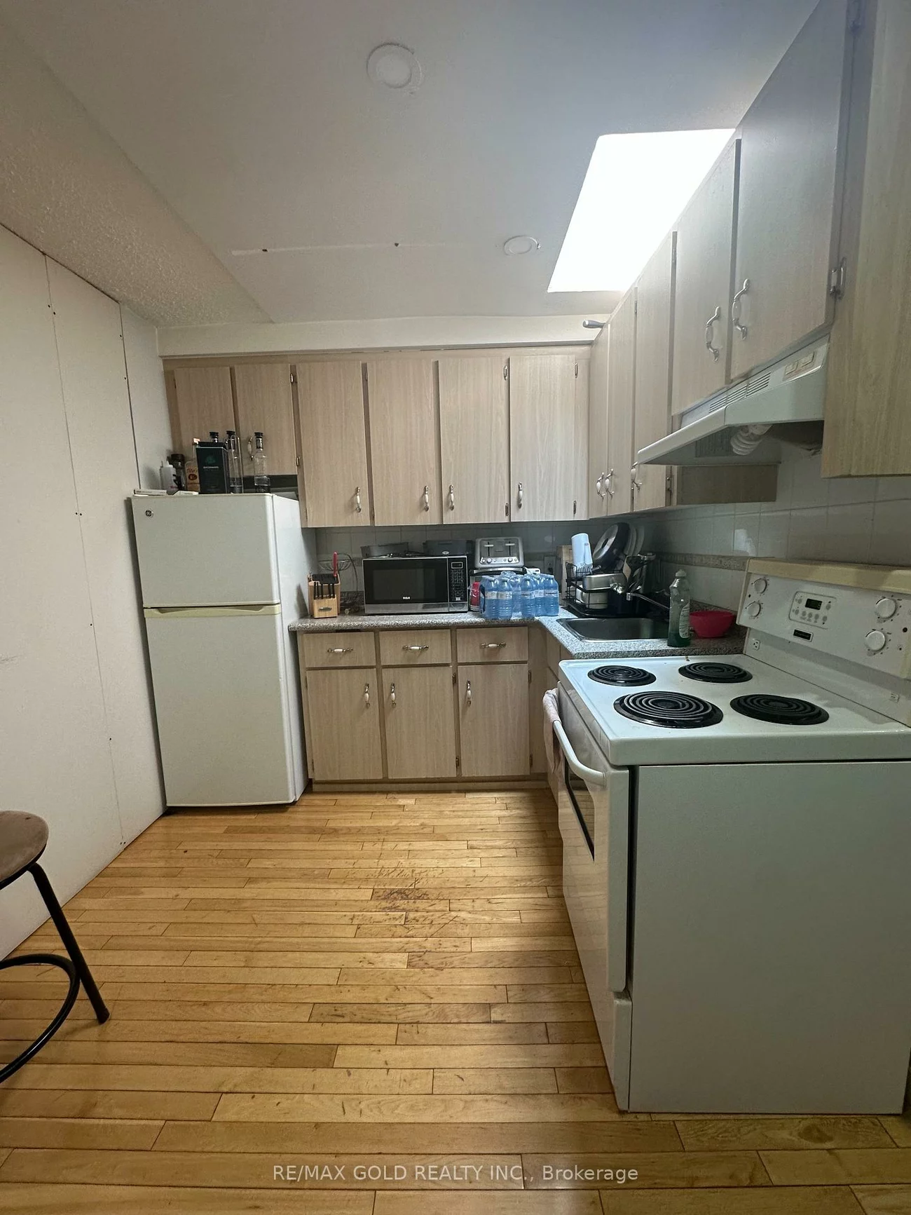 1085, Weston, Weston, Toronto