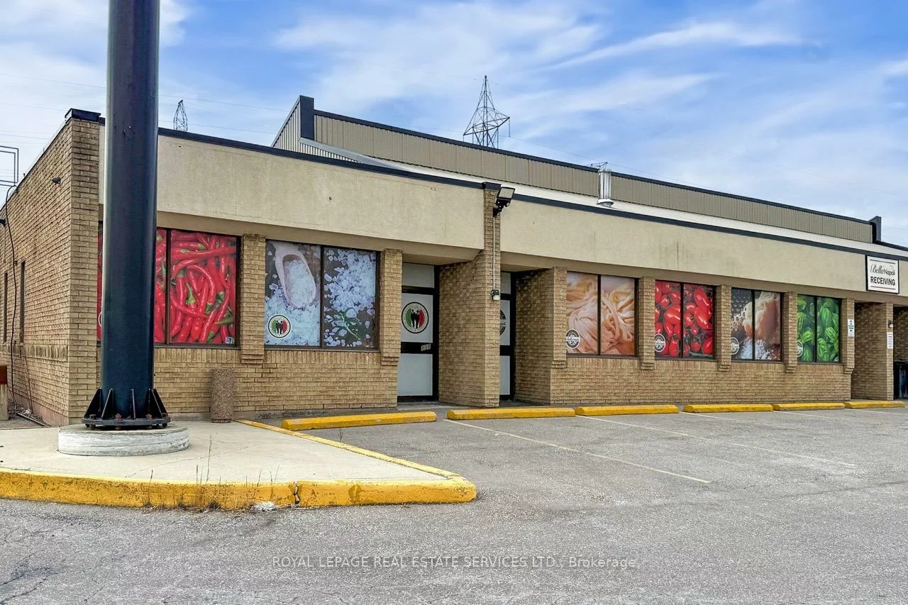 557, Dixon, West Humber-Clairville, Toronto