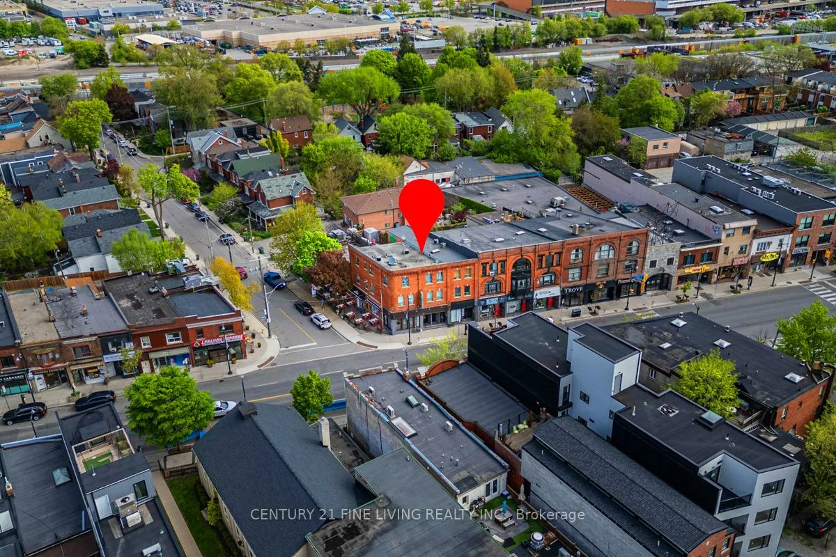 3048, Dundas, Junction Area, Toronto
